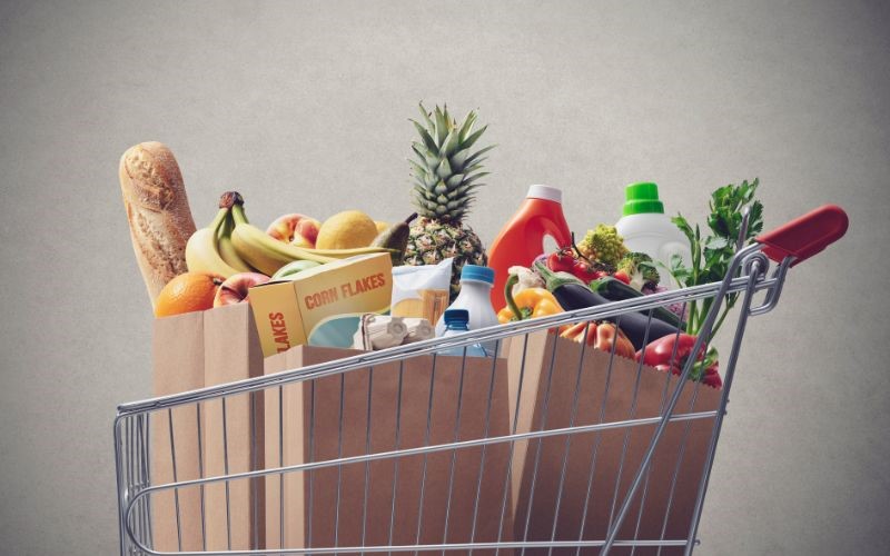 Read more about the article Grocery Shopping Hacks: How to Save Time and Money